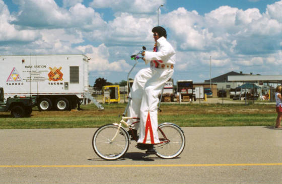 8FT.ELVIS-WHITE-ON-A-BIKE-34.jpg