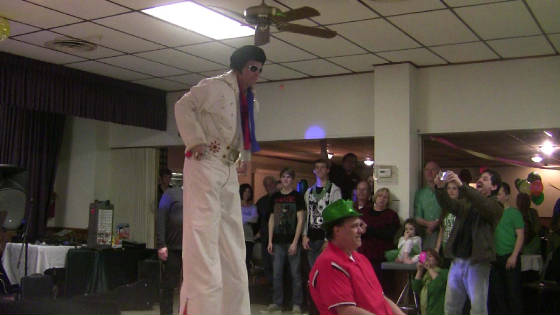 8FT_Elvis_White_0316139.jpg