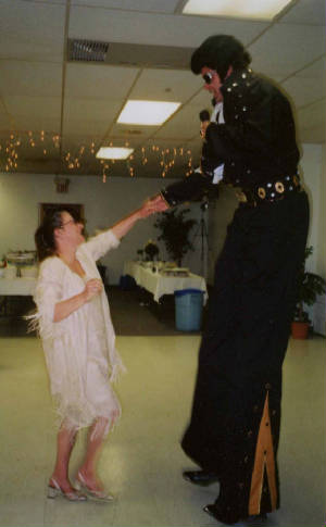 8ft.-elvis-black-scanned-35mm-06.jpg