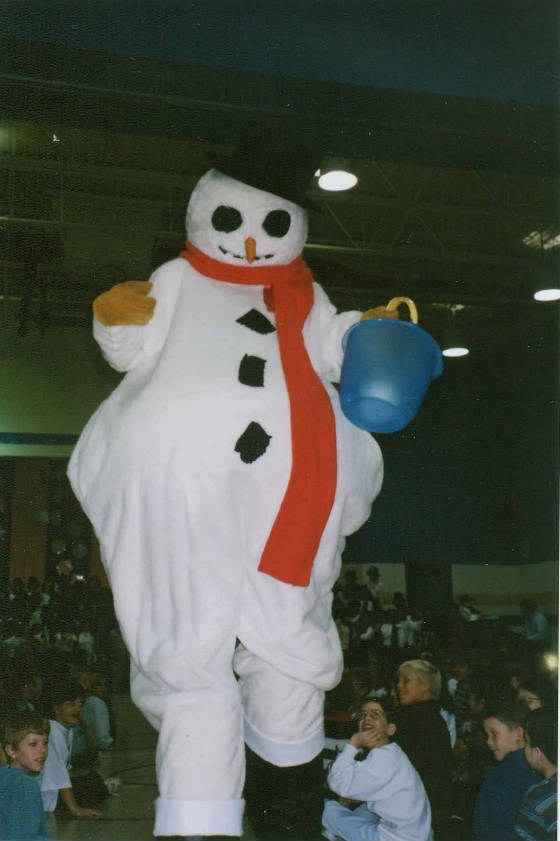 9FT.-SNOWMAN-scanner-35mm-pics-16.jpg