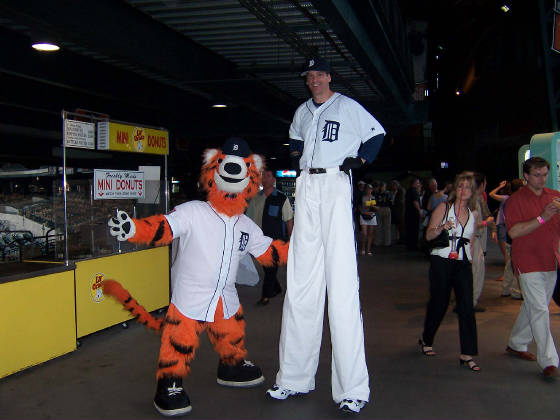 9ft.-BaseballPlayer-Tigers00127.JPG