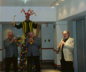 9ft.-court-jester-555-03.jpg