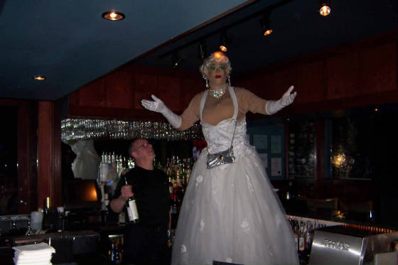 9ft.MarilynMonroe-BartenderBarry-008.JPG