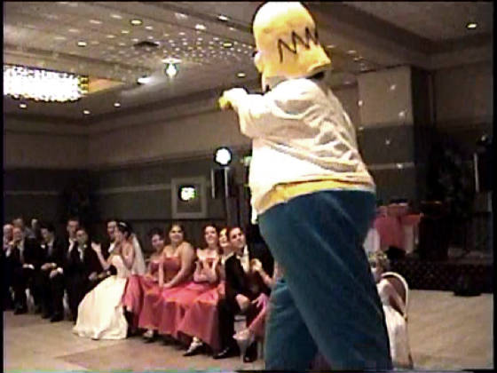 9ftYellowGuy__Wedding_34418i.jpg