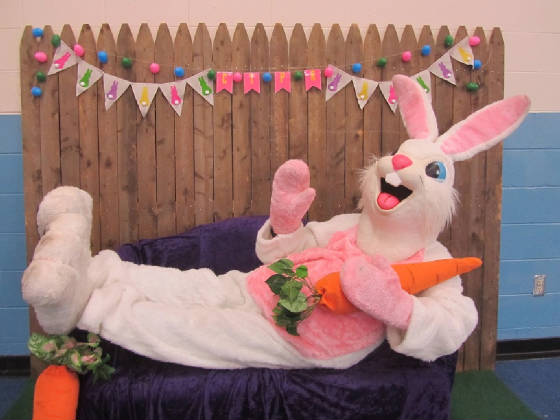 easter_bunny-2000.jpg