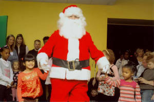 santaclaus-thunderbowl-lanes-2005.jpg
