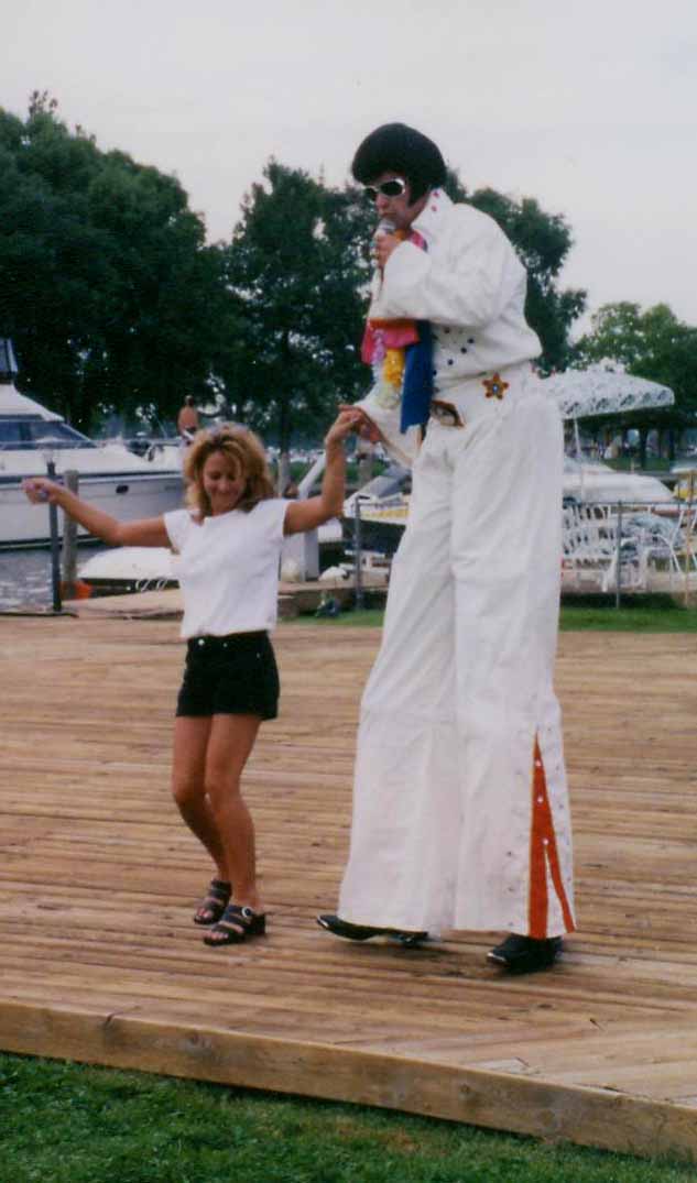 8ft.-elvis-white-scanned-35mm-09.jpg