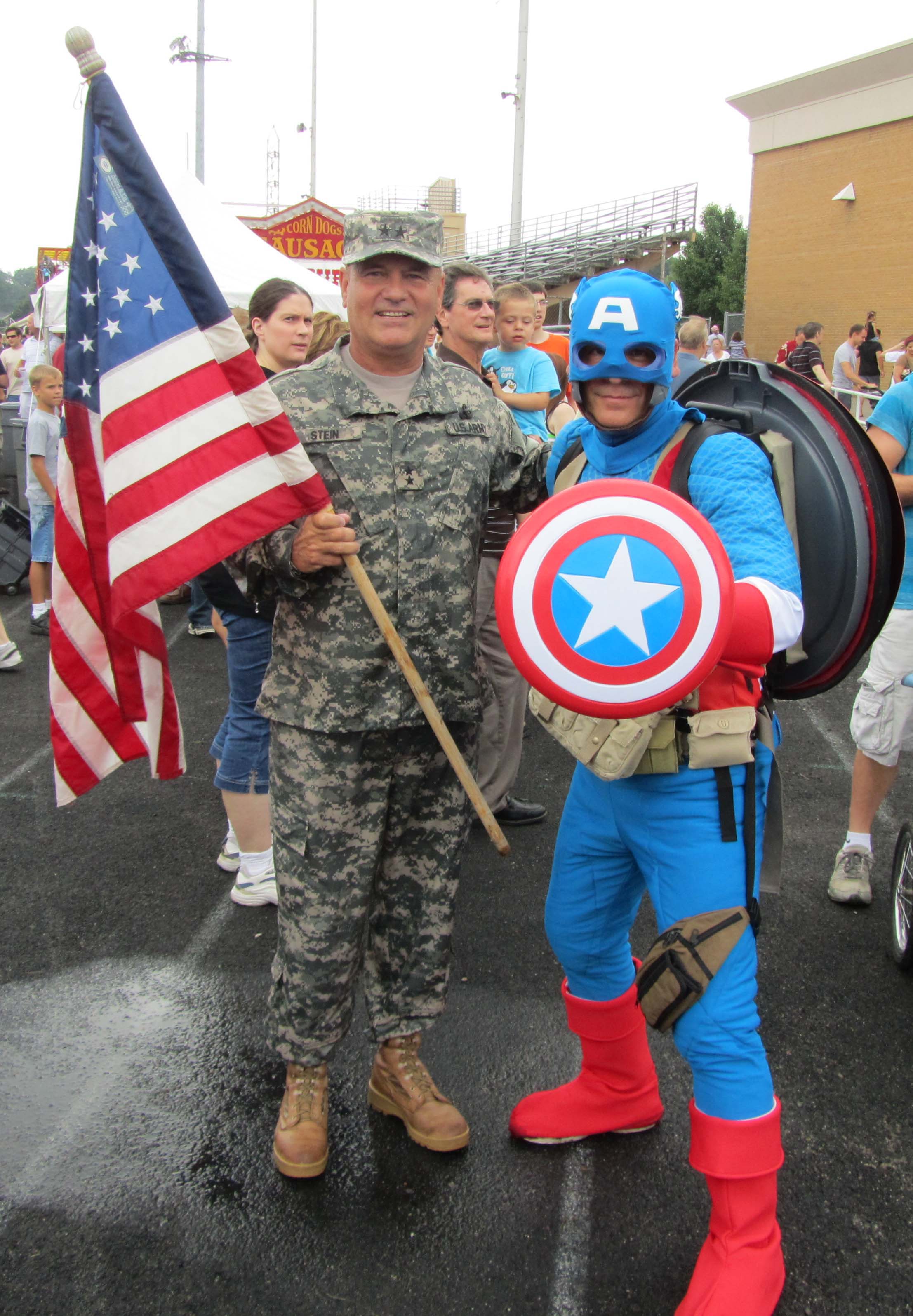 CAPTAINAA.JPG